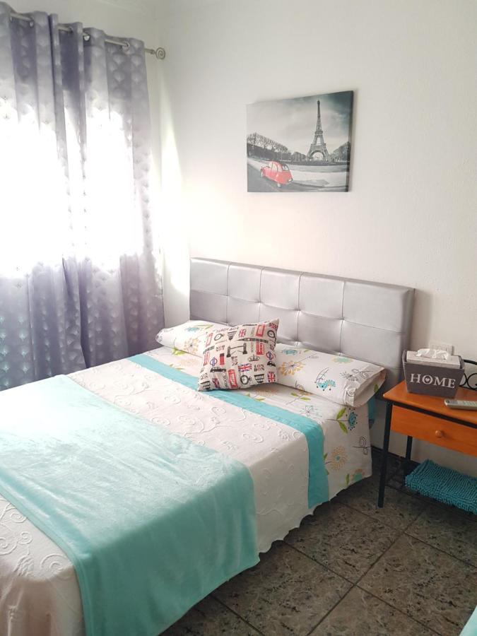 Apartment & Beach - Airport El Burrero Екстер'єр фото