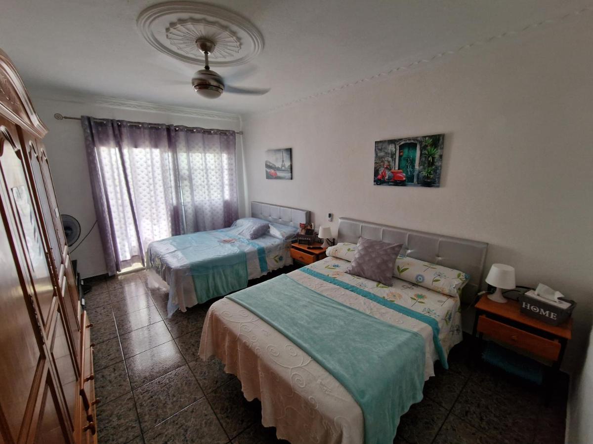 Apartment & Beach - Airport El Burrero Екстер'єр фото