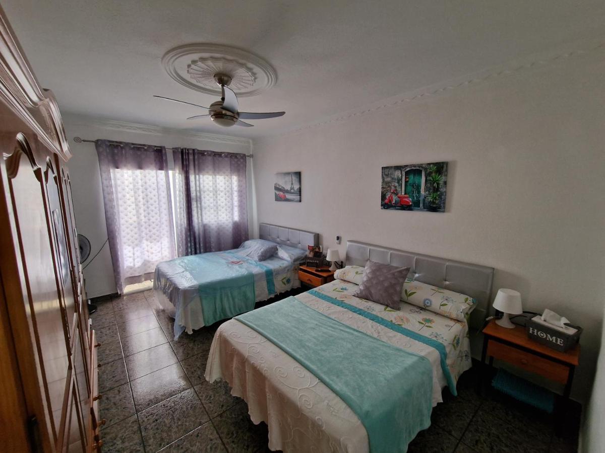 Apartment & Beach - Airport El Burrero Екстер'єр фото